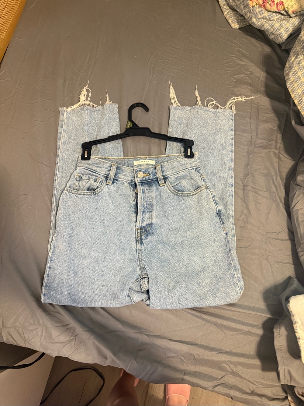 PacSun Light Blue High-Rise Straight Jeans with Frayed Hem
